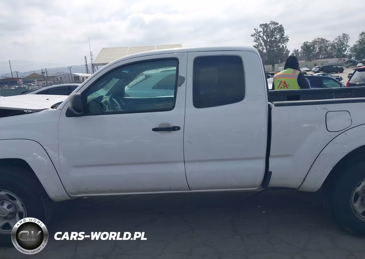 2011 Toyota Tacoma Prerunner V6 VIN:5TFTU4GN3BX012535 - 14