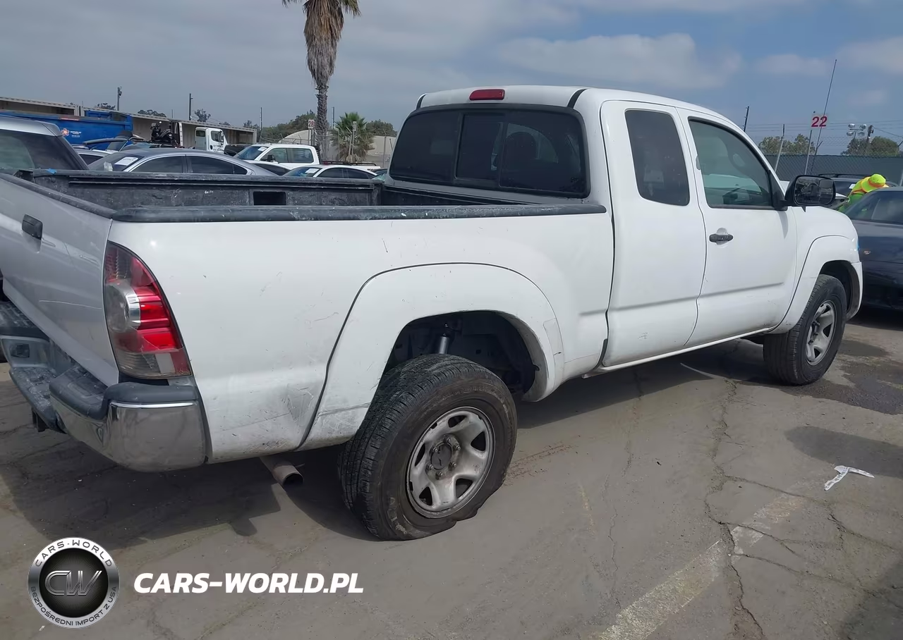 2011 Toyota Tacoma Prerunner V6 VIN:5TFTU4GN3BX012535 - 4