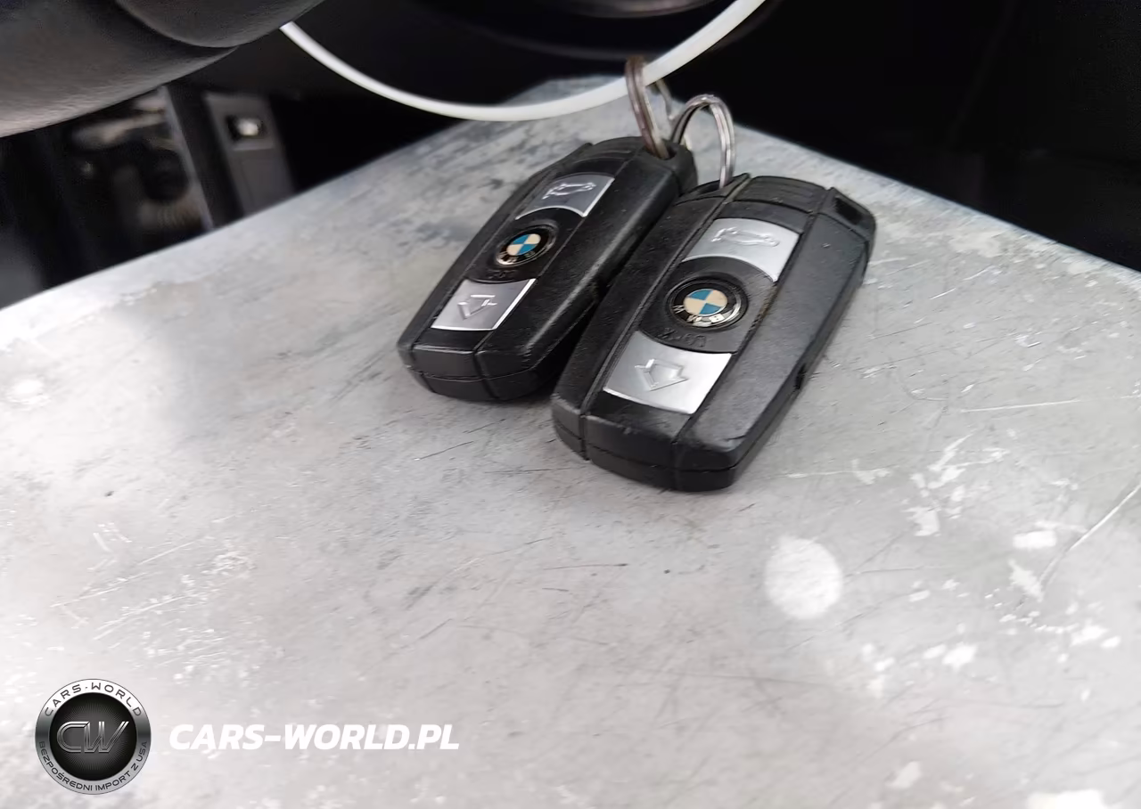 2011 BMW 328I VIN:WBAKE5C59BE755391 - 11