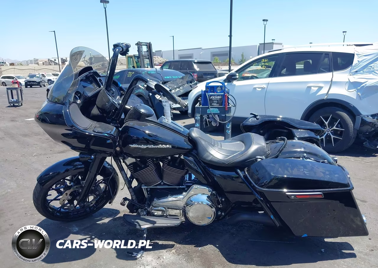 2016 Harley-Davidson Fltrx Road Glide VIN:1HD1KHM38GB617306 - 14