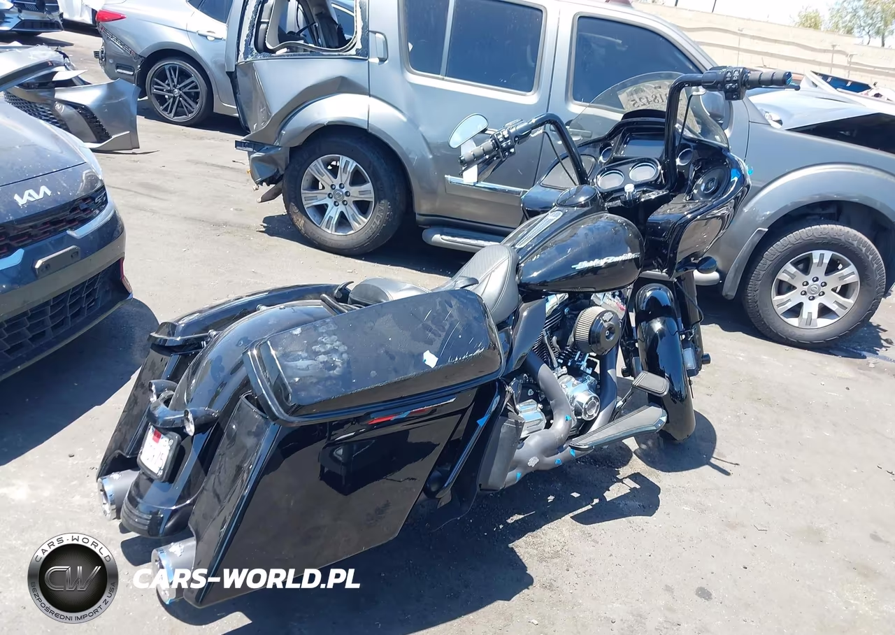 2016 Harley-Davidson Fltrx Road Glide VIN:1HD1KHM38GB617306 - 4