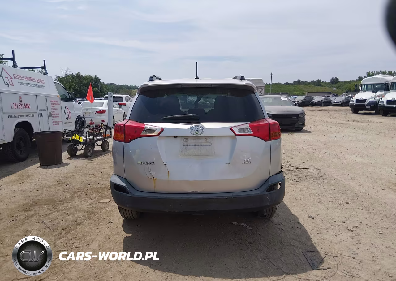 2015 Toyota Rav4 Le VIN:2T3BFREV7FW288782 - 16