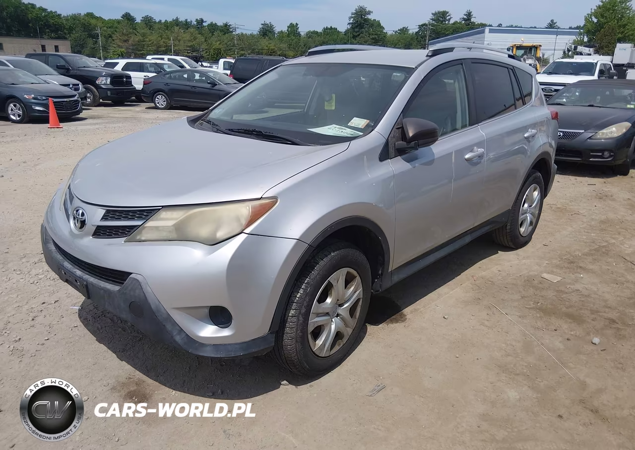 2015 Toyota Rav4 Le VIN:2T3BFREV7FW288782 - 2