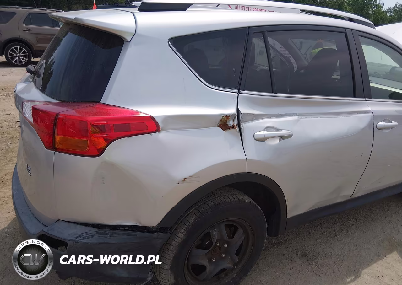 2015 Toyota Rav4 Le VIN:2T3BFREV7FW288782 - 6