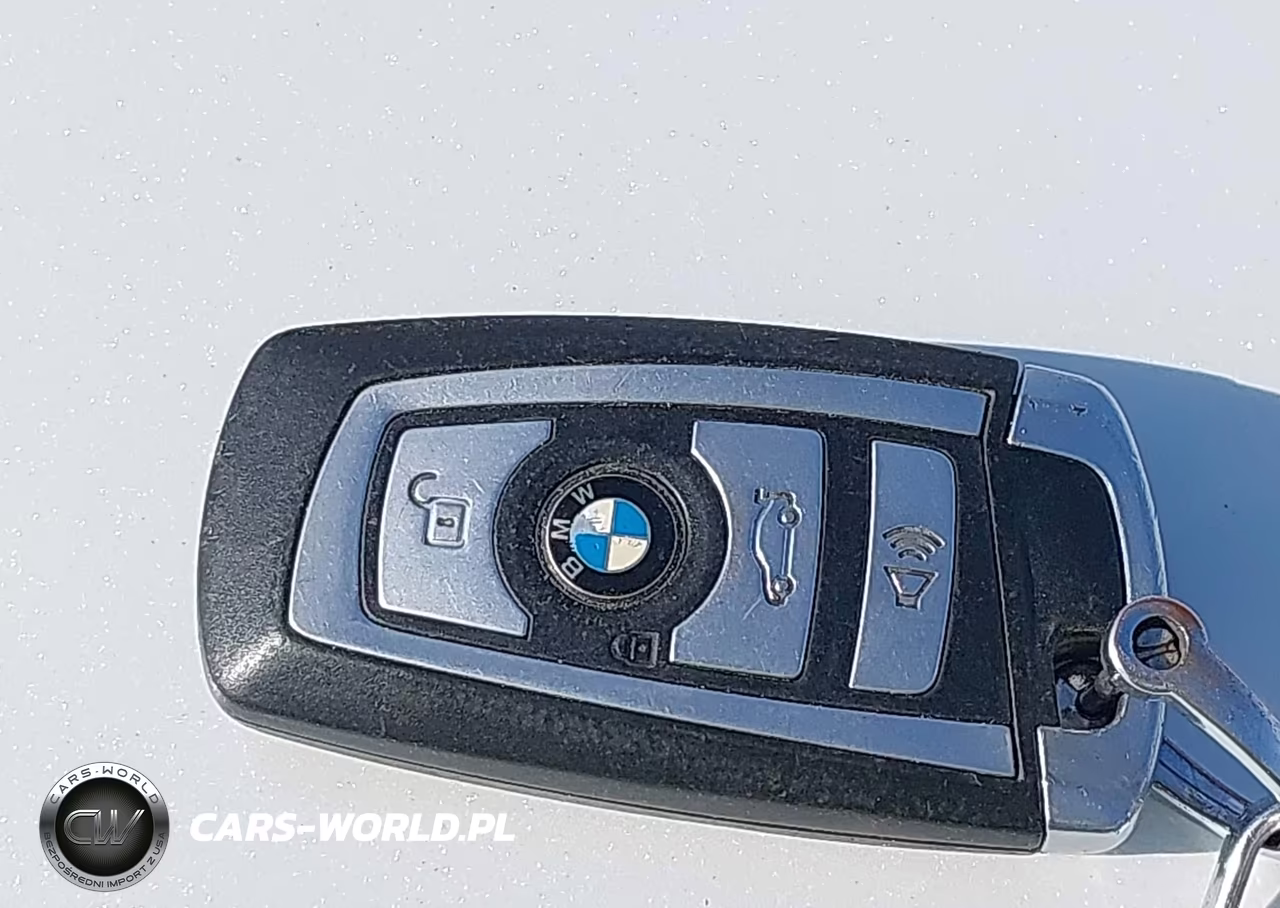 2012 BMW 750I VIN:WBAKA8C52CDV99876 - 11