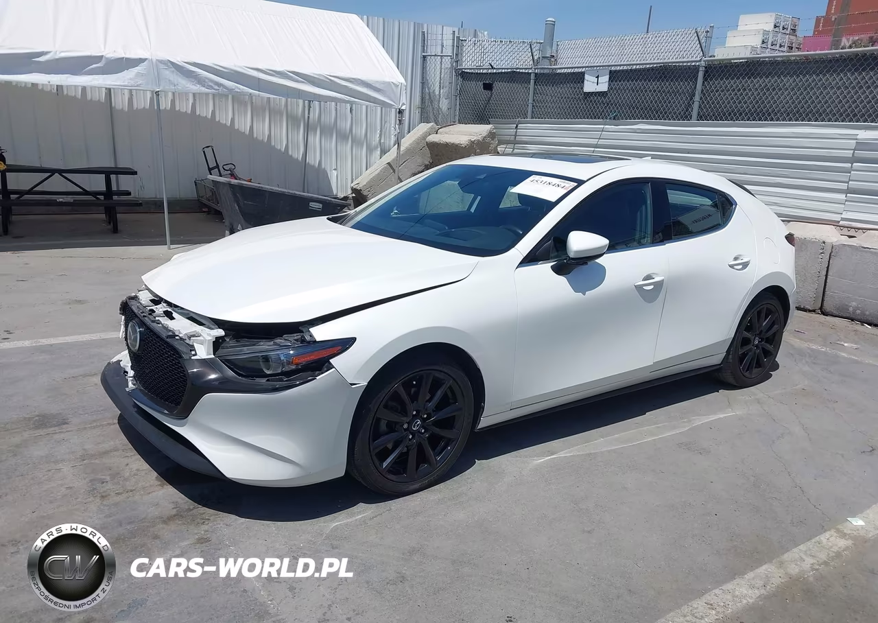 2020 Mazda Mazda3 Premium Package VIN:JM1BPBNM3L1166166 - 2