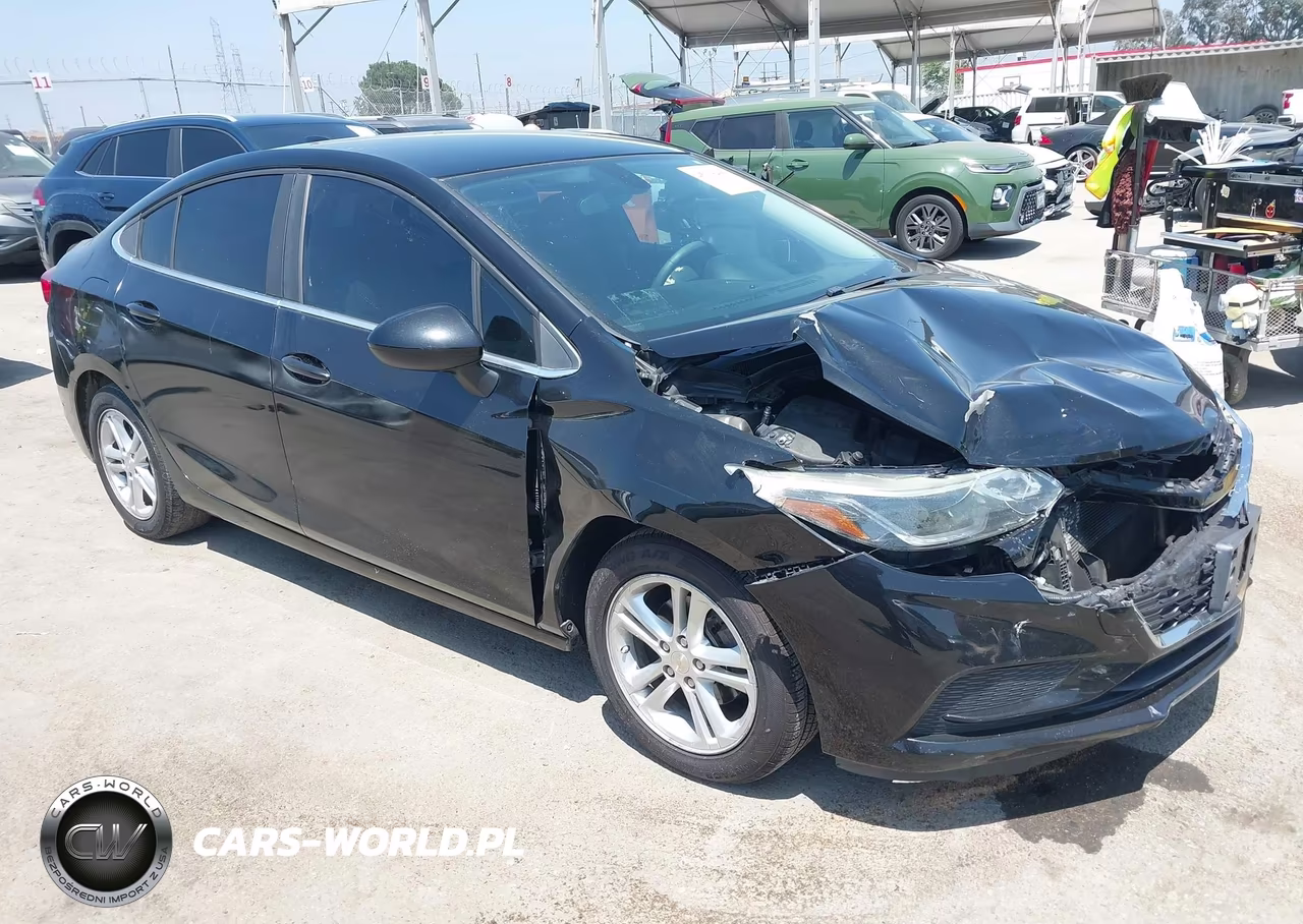 2018 Chevrolet Cruze Lt Auto – zdjęcie 1 z 16