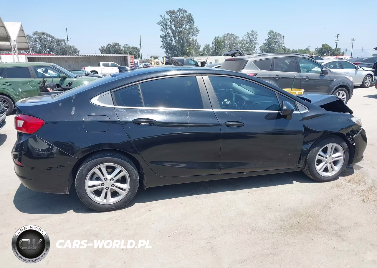 2018 Chevrolet Cruze Lt Auto VIN:1G1BE5SMXJ7181567 - 13