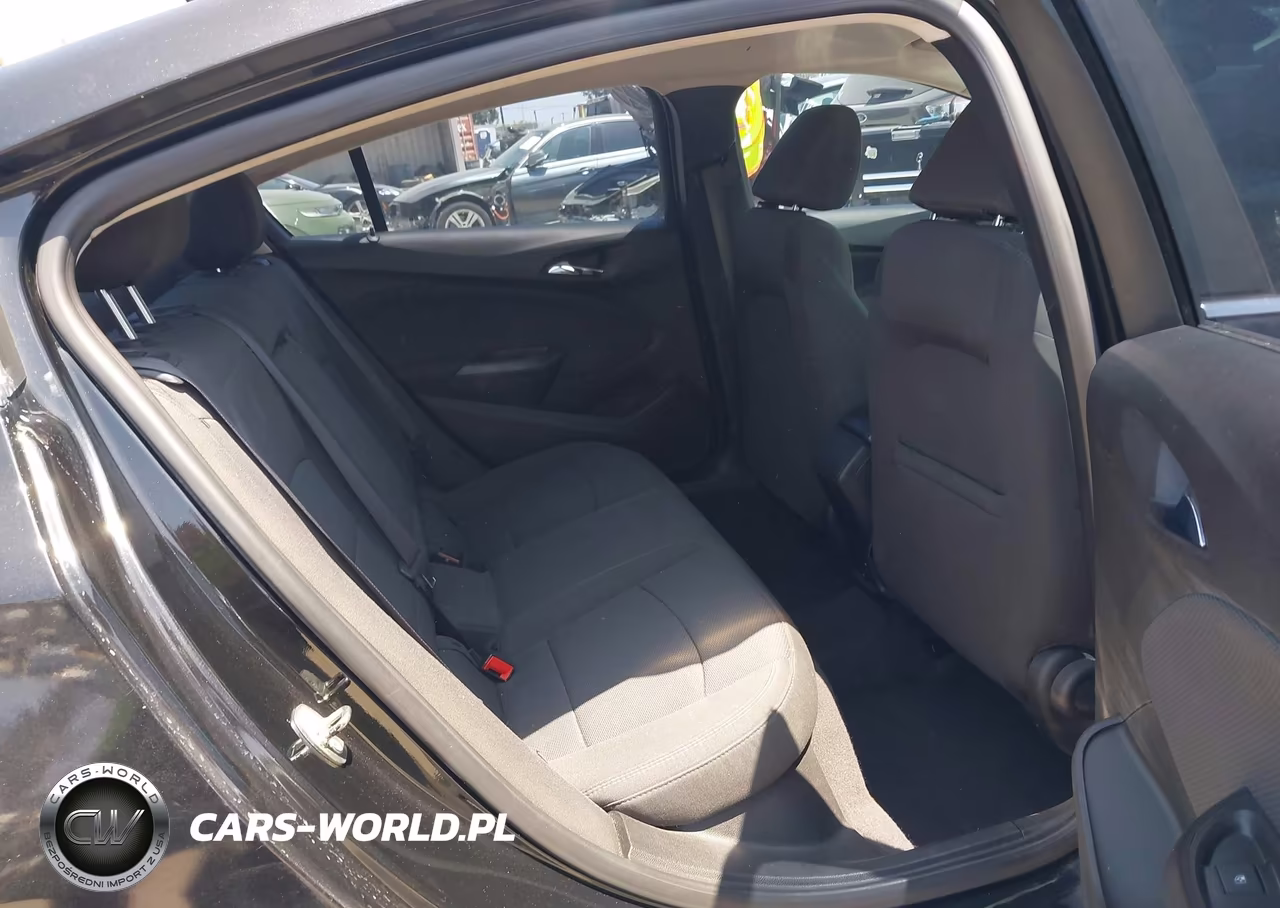2018 Chevrolet Cruze Lt Auto VIN:1G1BE5SMXJ7181567 - 8