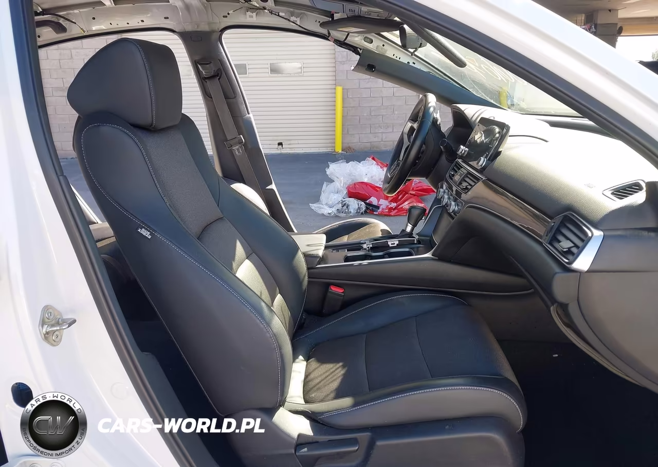2018 Honda Accord Sport VIN:1HGCV1F37JA121630 - 5