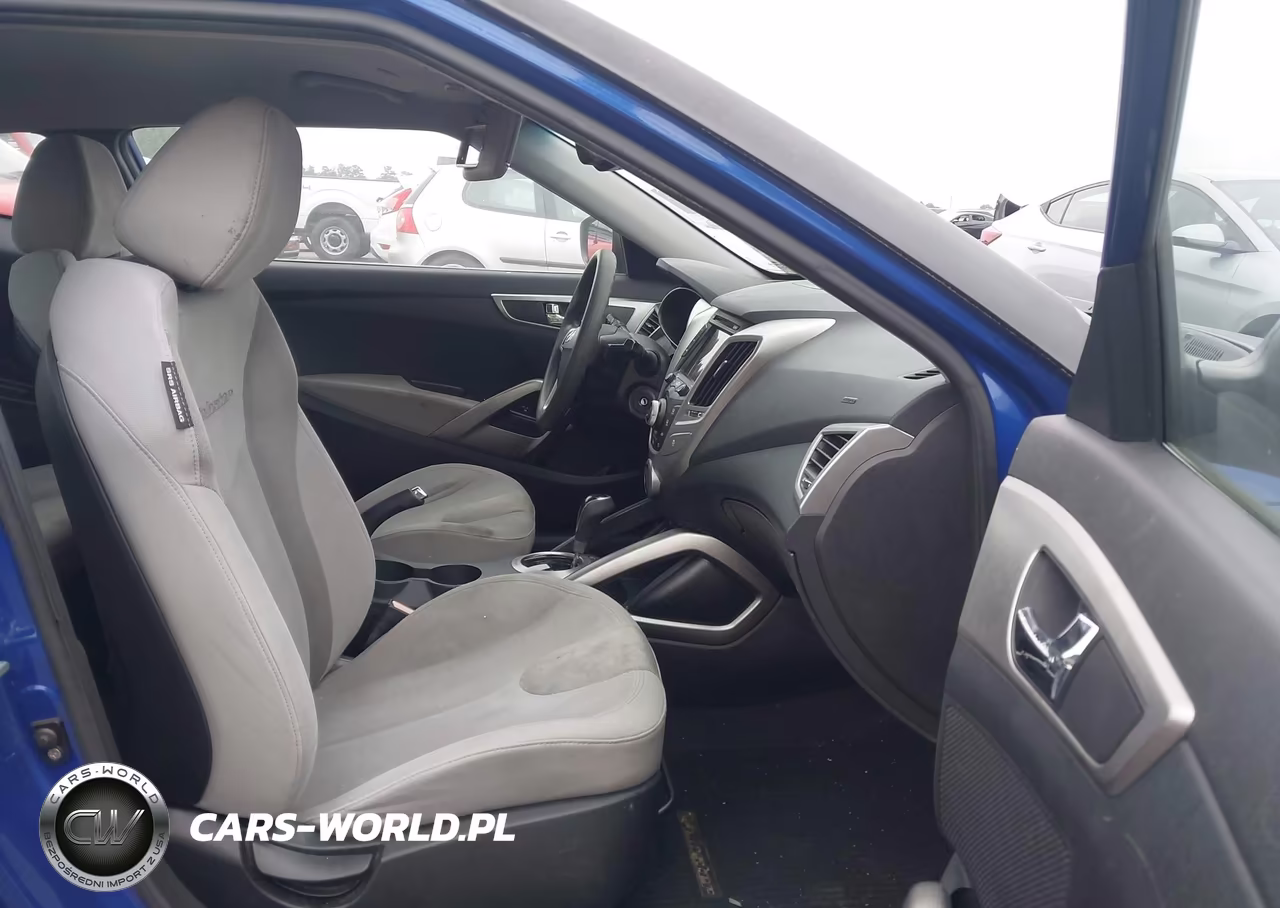 2012 Hyundai Veloster Base W-Gray VIN:KMHTC6AD9CU027277 - 5