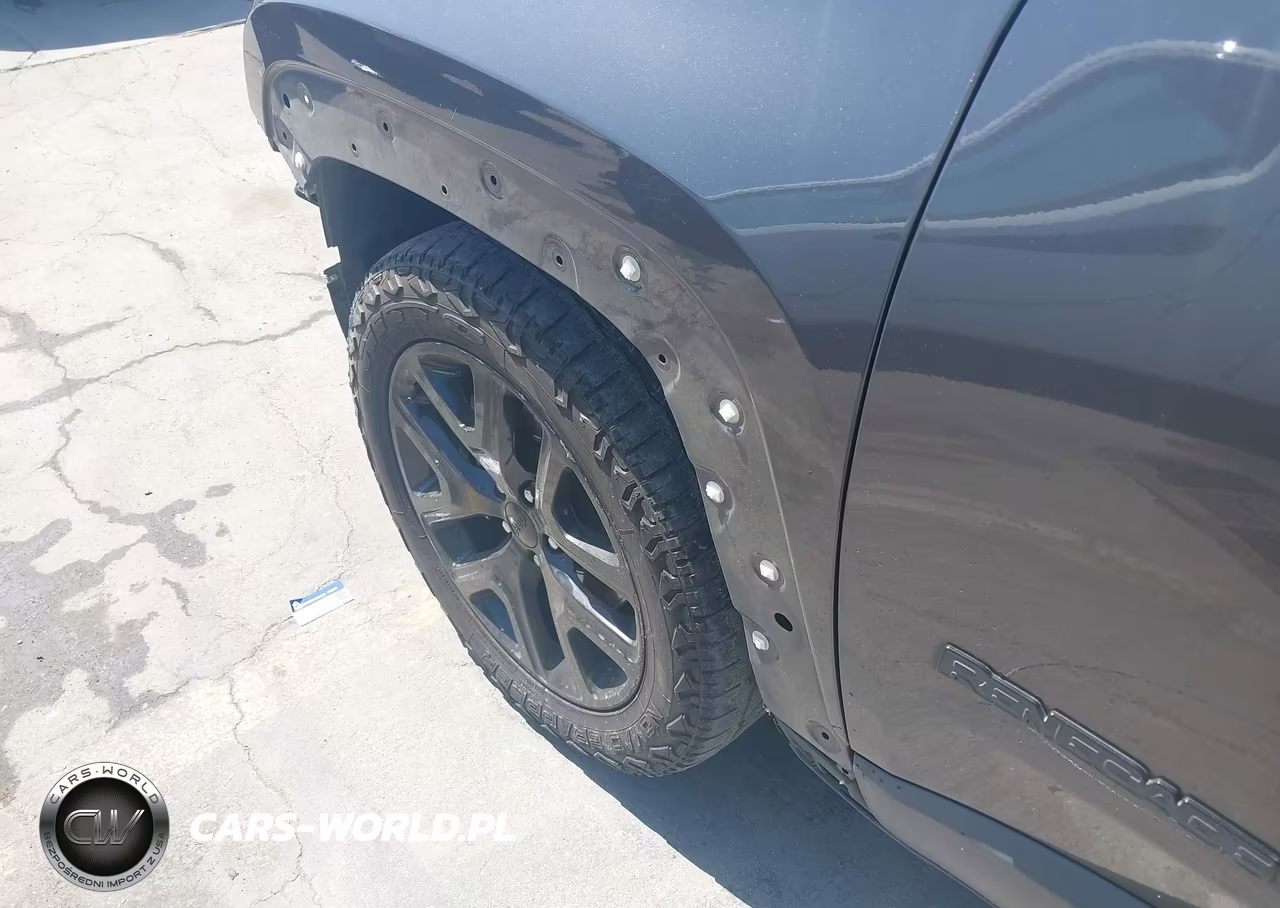 2018 Jeep Renegade Altitude Fwd VIN:ZACCJABB4JPH70356 - 18