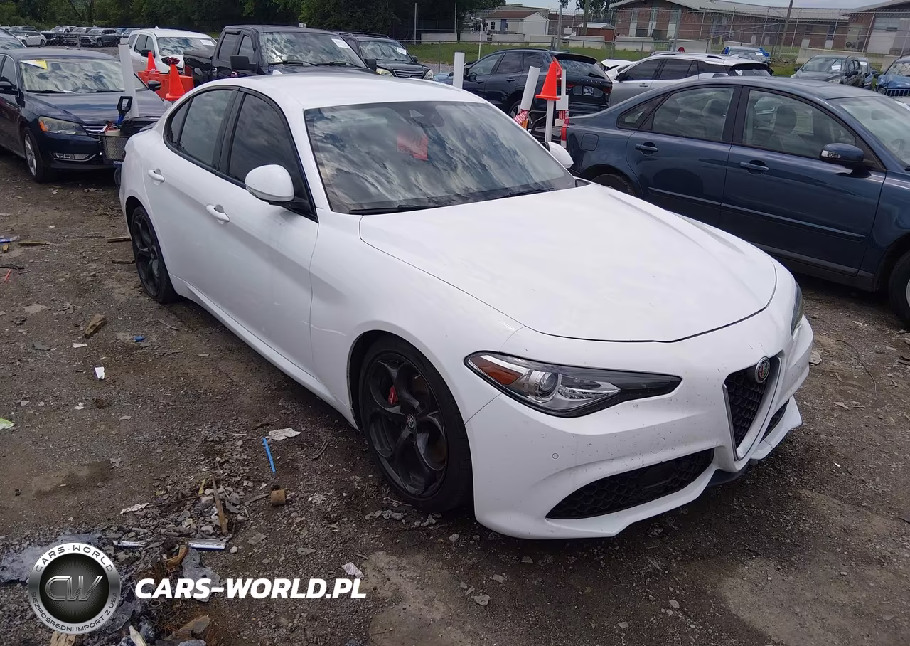 2017 Alfa Romeo Giulia Ti Rwd