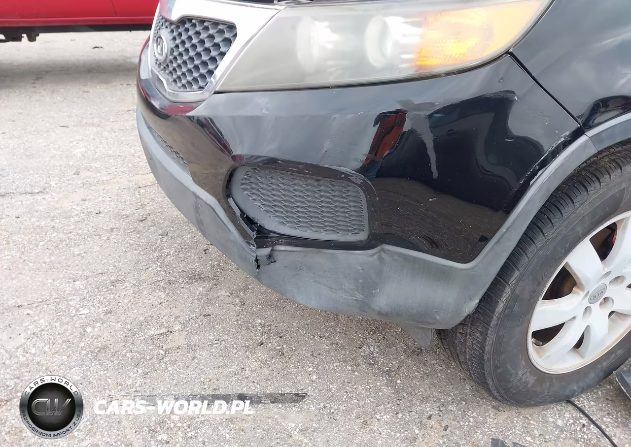2011 Kia Sorento Lx VIN:5XYKT3A17BG024589 - 6