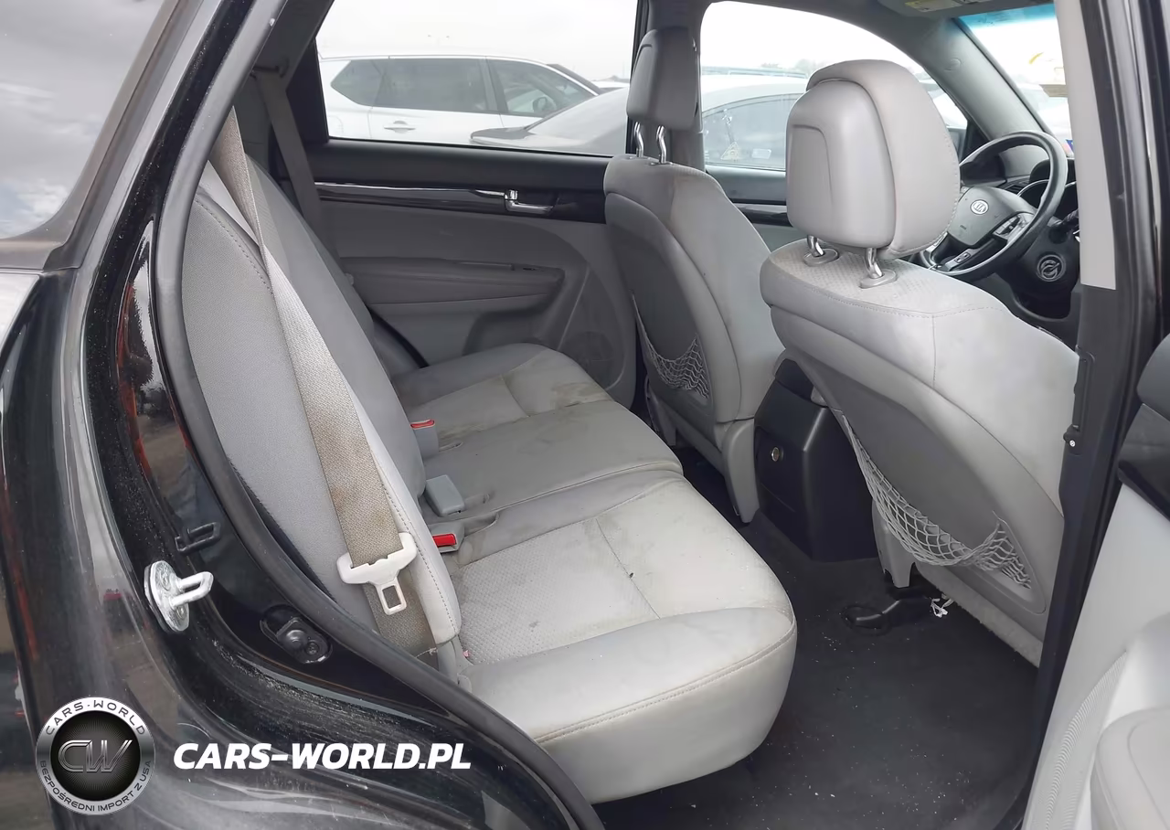 2011 Kia Sorento Lx VIN:5XYKT3A17BG024589 - 8