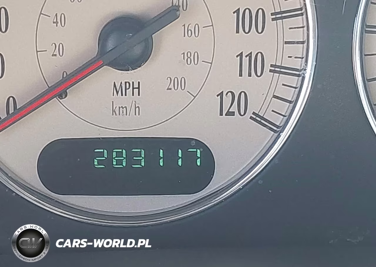 2004 Chrysler Town & Country Limited VIN:2C8GP64L14R576434 - 15