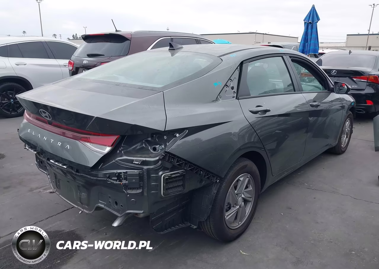 2026 Hyundai Elantra Se VIN:KMHLL4DG9TU181689 - 4