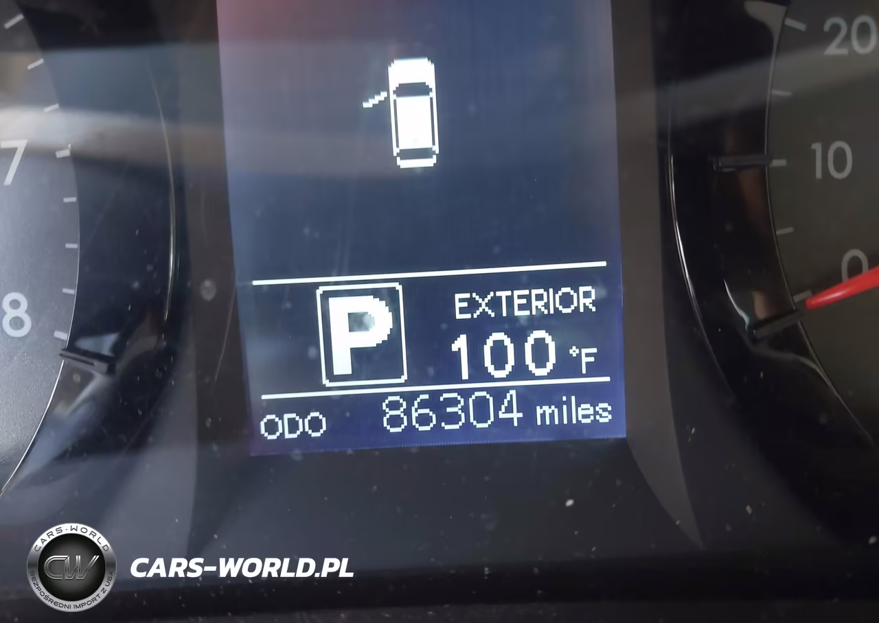 2017 Toyota Sienna L 7 Passenger VIN:5TDZZ3DC8HS824307 - 15
