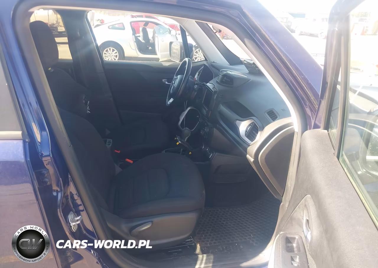 2019 Jeep Renegade Latitude 4X4 VIN:ZACNJBBB5KPK08074 - 5
