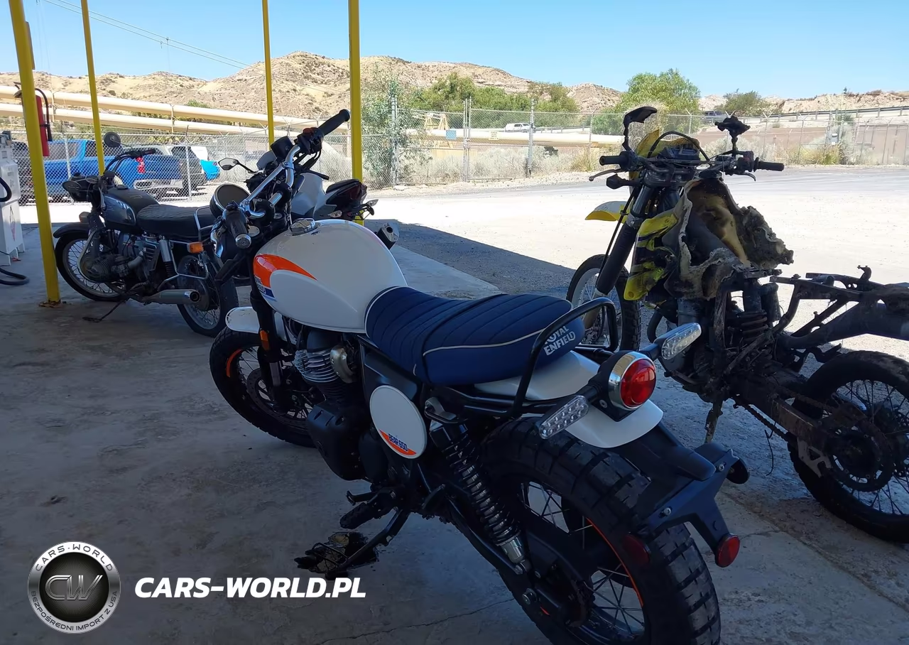 2025 Royal Enfield Motors Bear 650 VIN:ME3HAN470SK700041 - 3