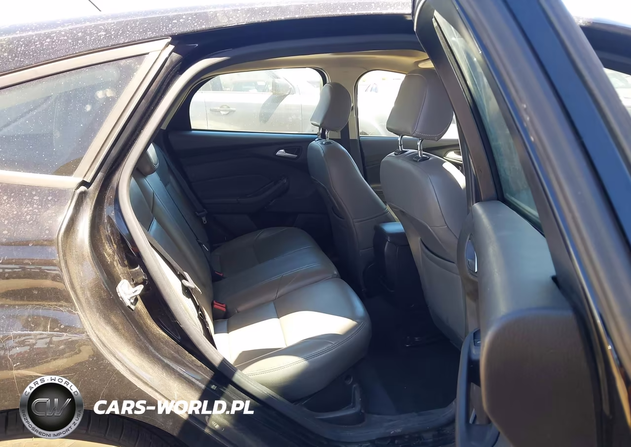 2016 Ford Focus Se VIN:1FADP3K24GL345494 - 8