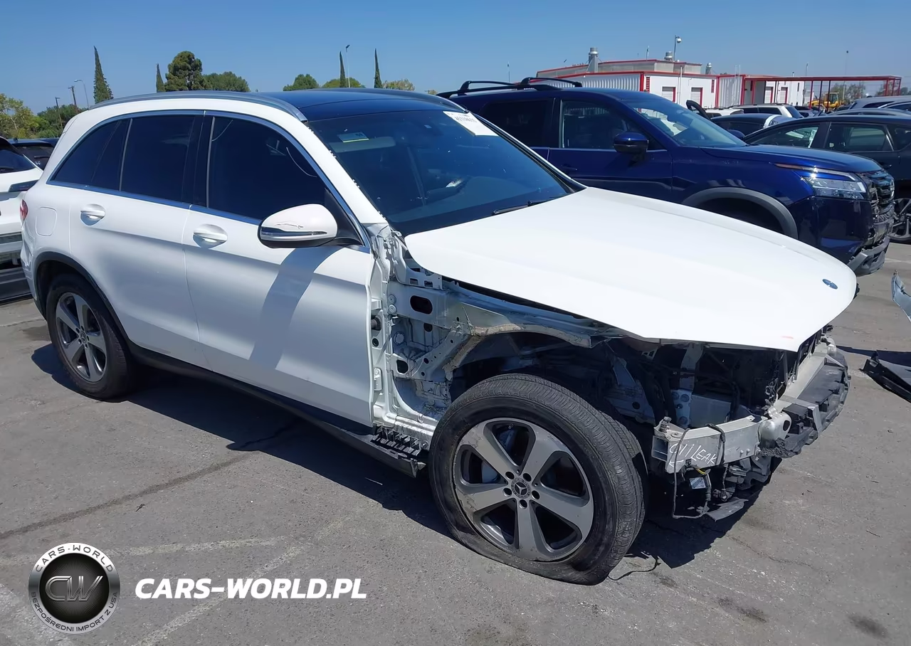 2017 Mercedes-Benz Glc 300 – zdjęcie 1 z 19