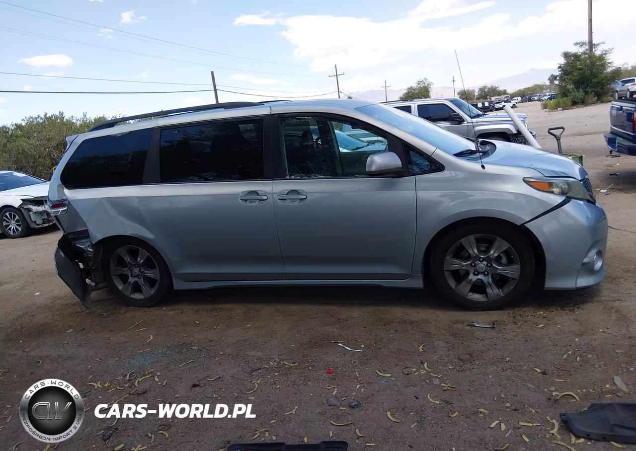 2011 Toyota Sienna Se VIN:5TDXK3DCXBS049284 - 12