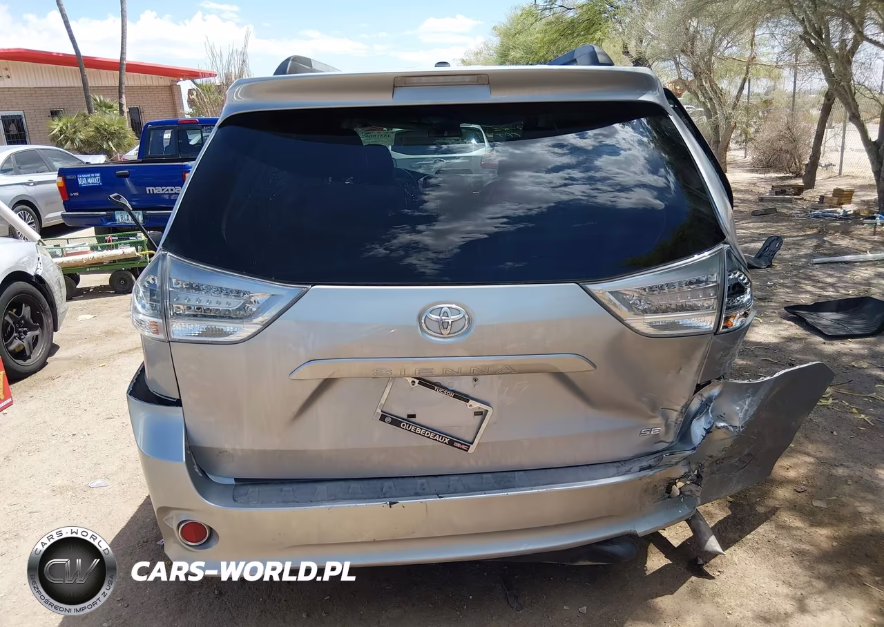 2011 Toyota Sienna Se VIN:5TDXK3DCXBS049284 - 15