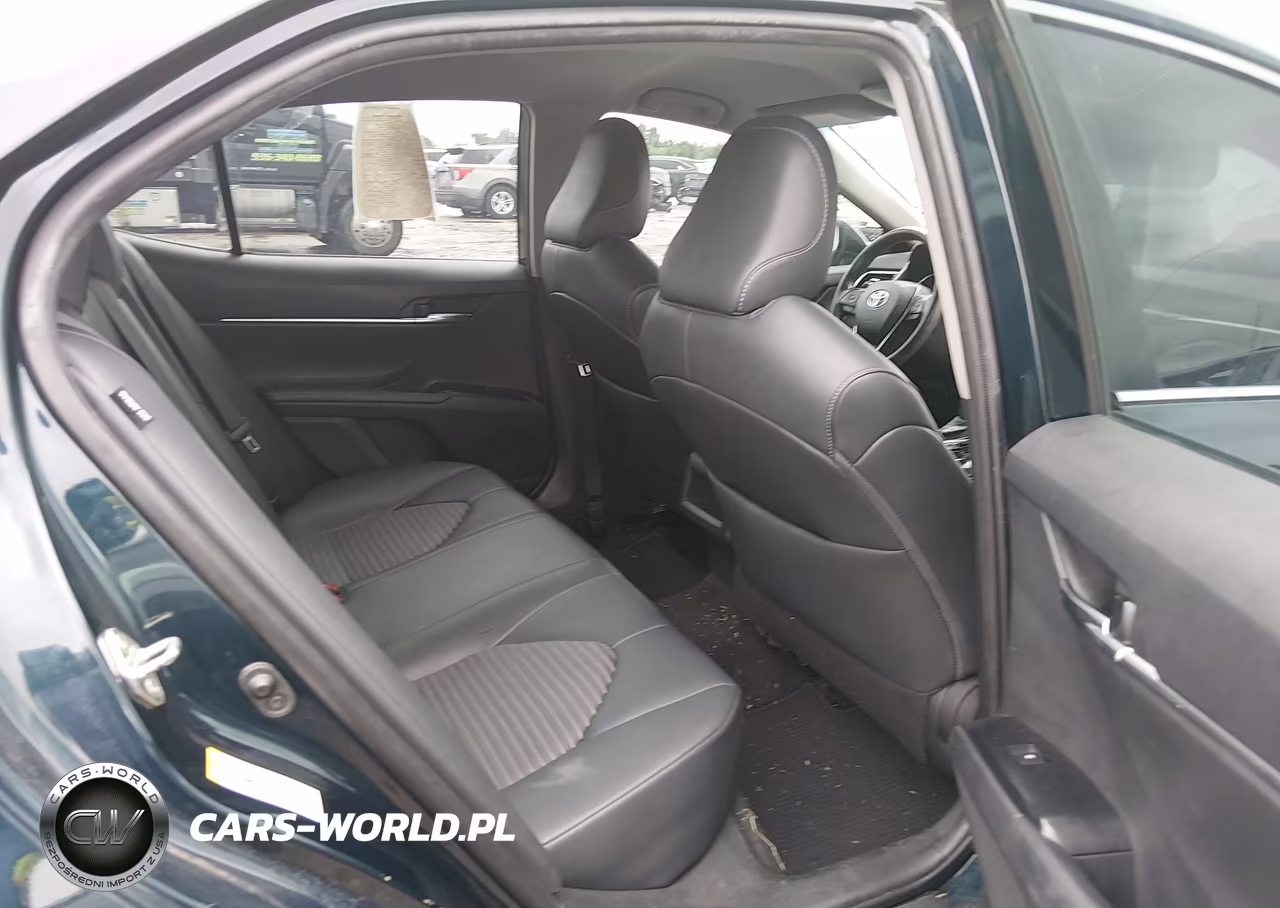 2018 Toyota Camry Se VIN:4T1B11HK6JU677349 - 8