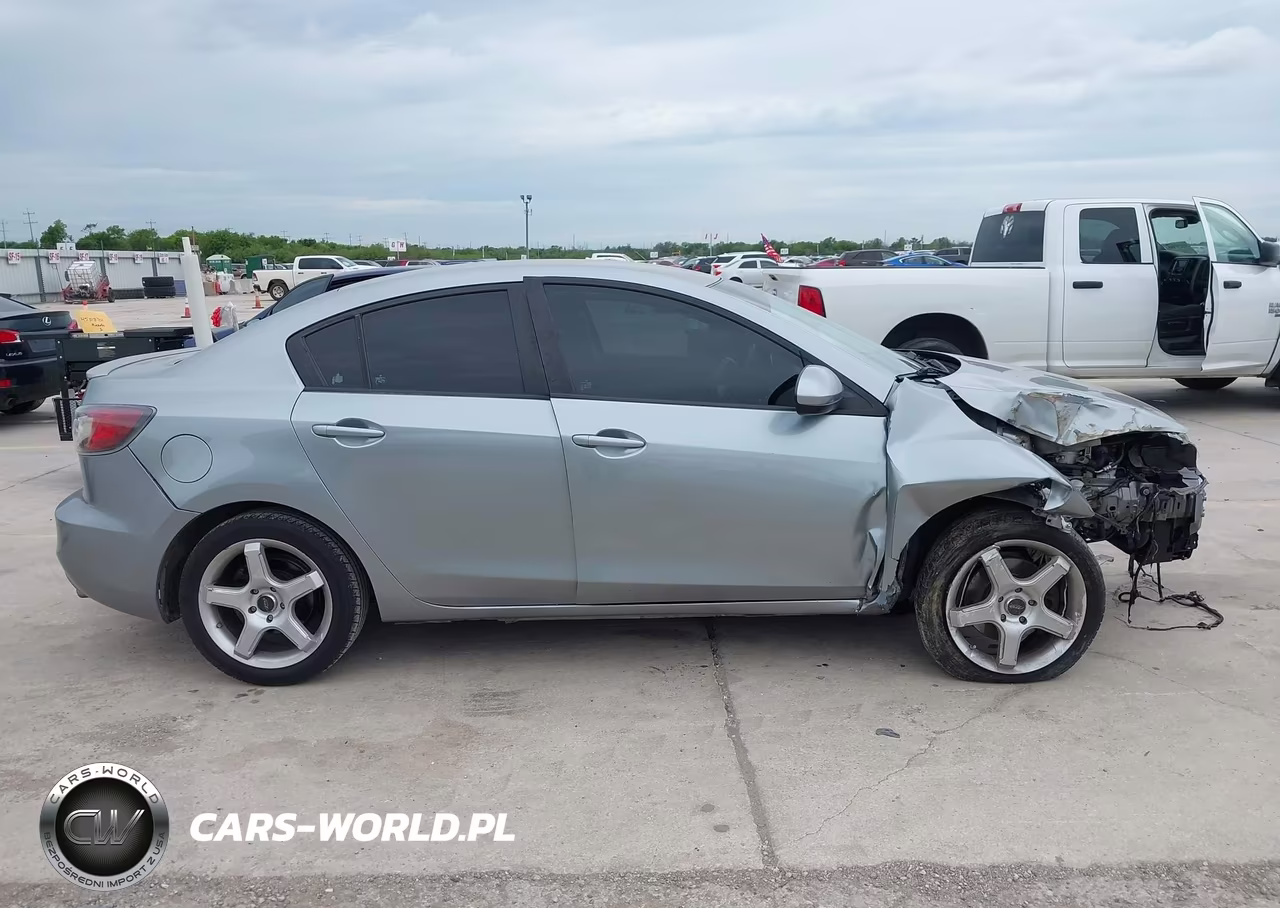 2011 Mazda Mazda3 S Sport VIN:JM1BL1U60B1401159 - 14