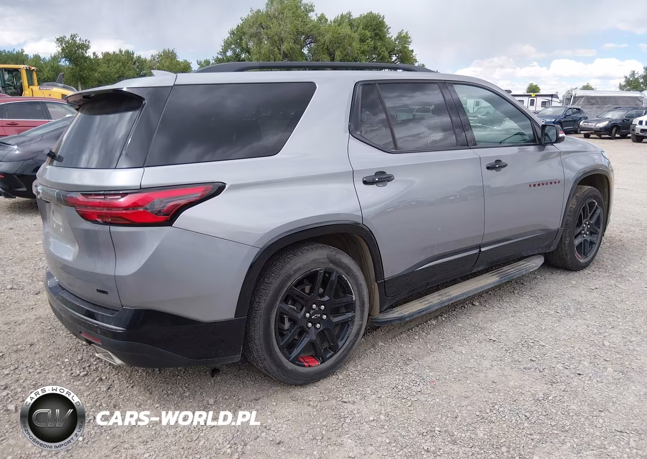 2023 Chevrolet Traverse Awd Premier VIN:1GNEVKKWXPJ339543 - 4