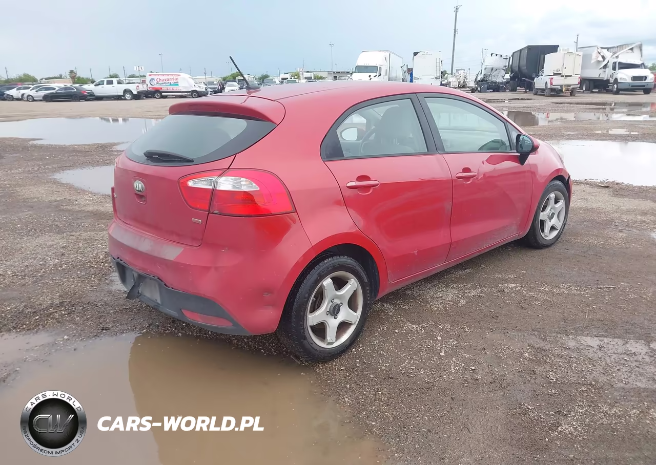 2015 Kia Rio Lx VIN:KNADM5A32F6456385 - 4