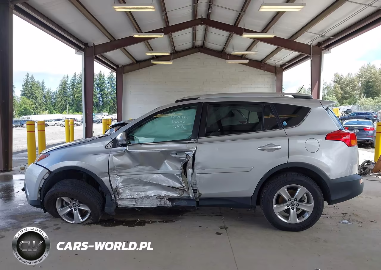 2015 Toyota Rav4 Xle VIN:2T3RFREV7FW401659 - 14