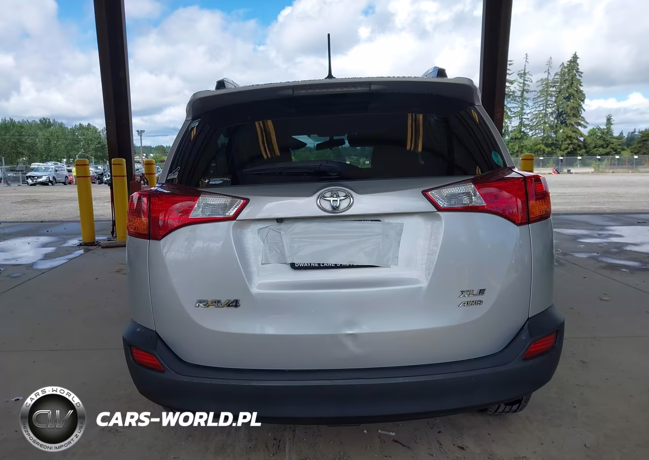 2015 Toyota Rav4 Xle VIN:2T3RFREV7FW401659 - 16