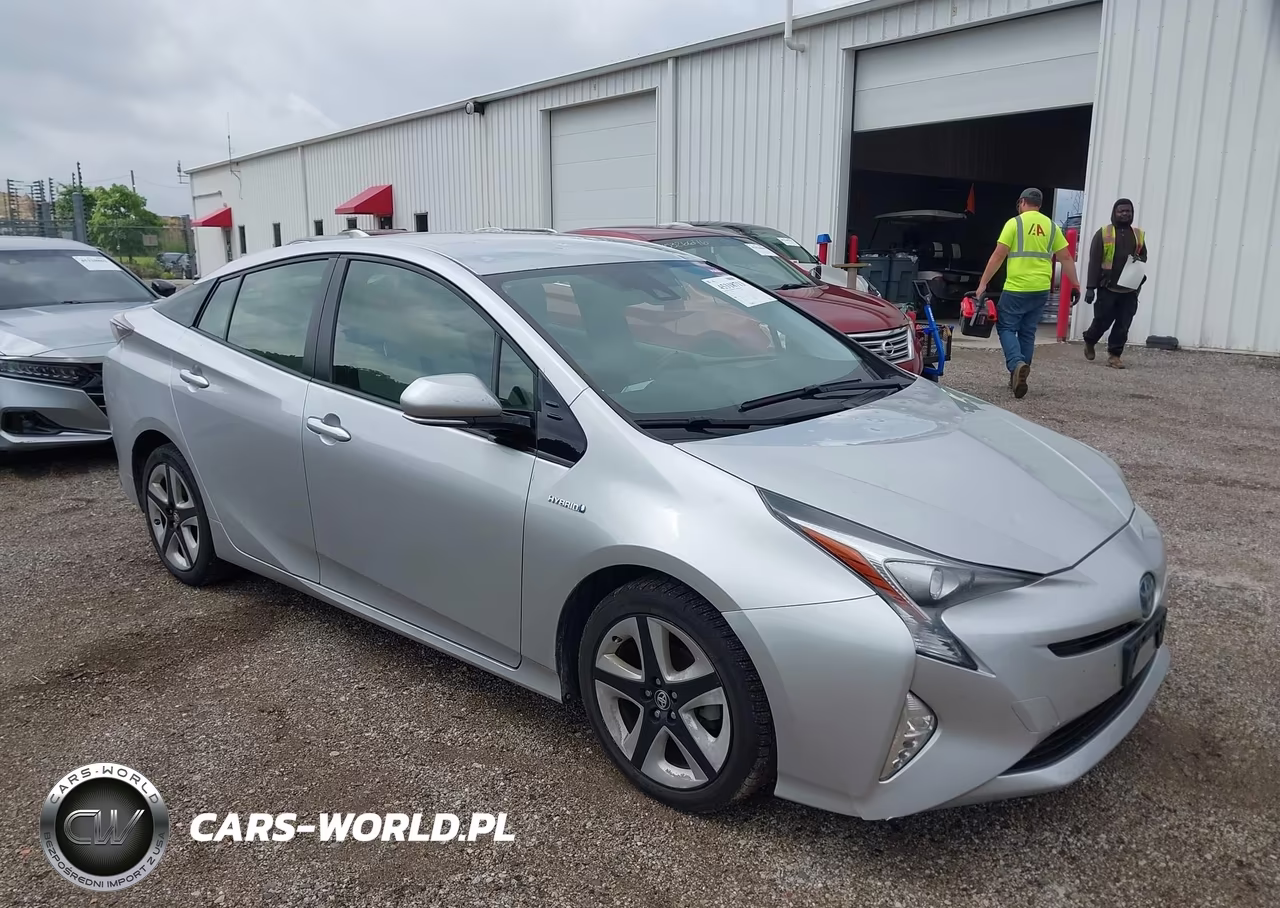 2016 Toyota Prius Three Touring – zdjęcie 1 z 17