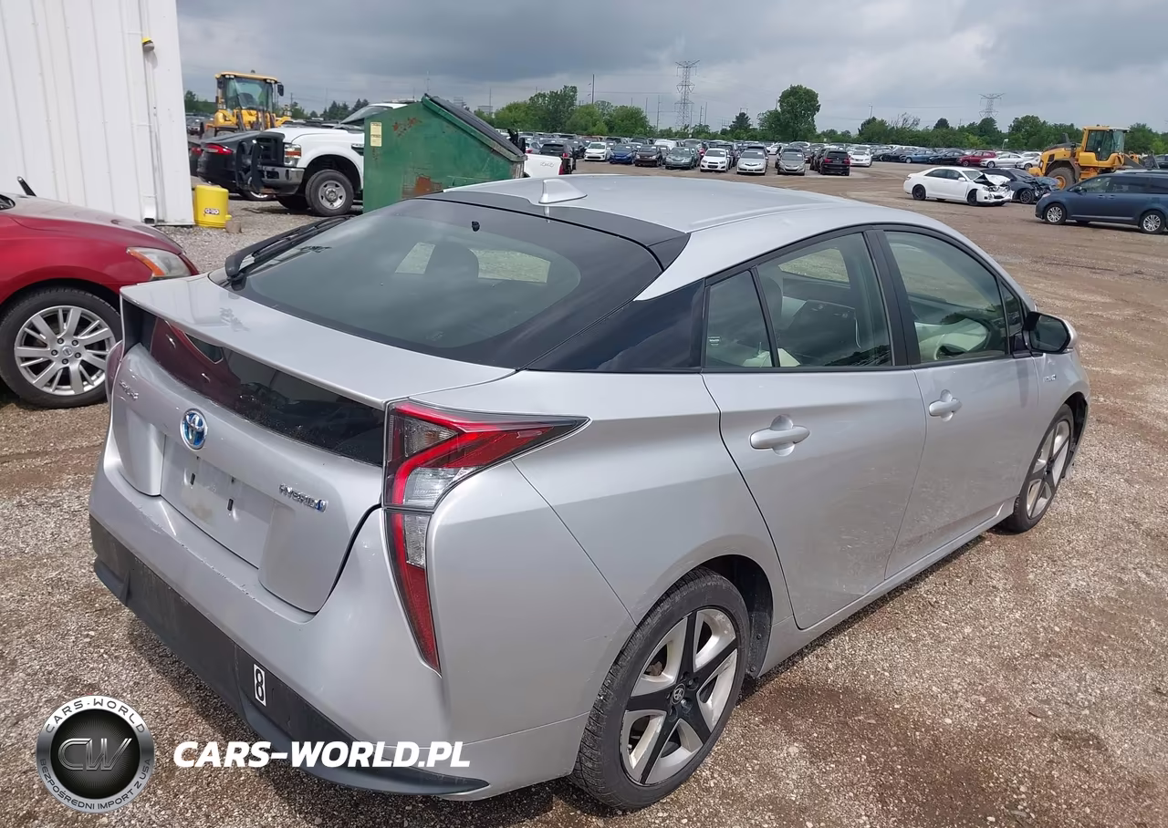 2016 Toyota Prius Three Touring VIN:JTDKARFU4G3504418 - 4