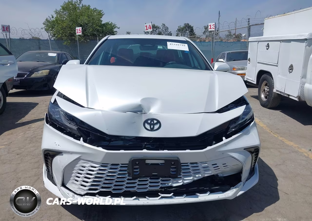 2026 Toyota Camry Xse VIN:4T1DAACKXTU287499 - 12