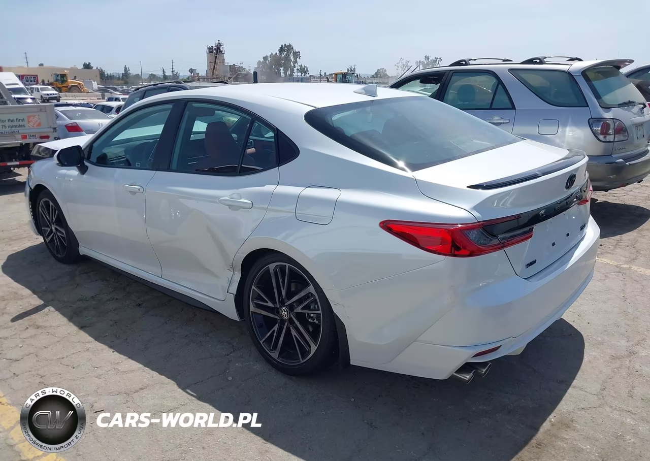 2026 Toyota Camry Xse VIN:4T1DAACKXTU287499 - 3
