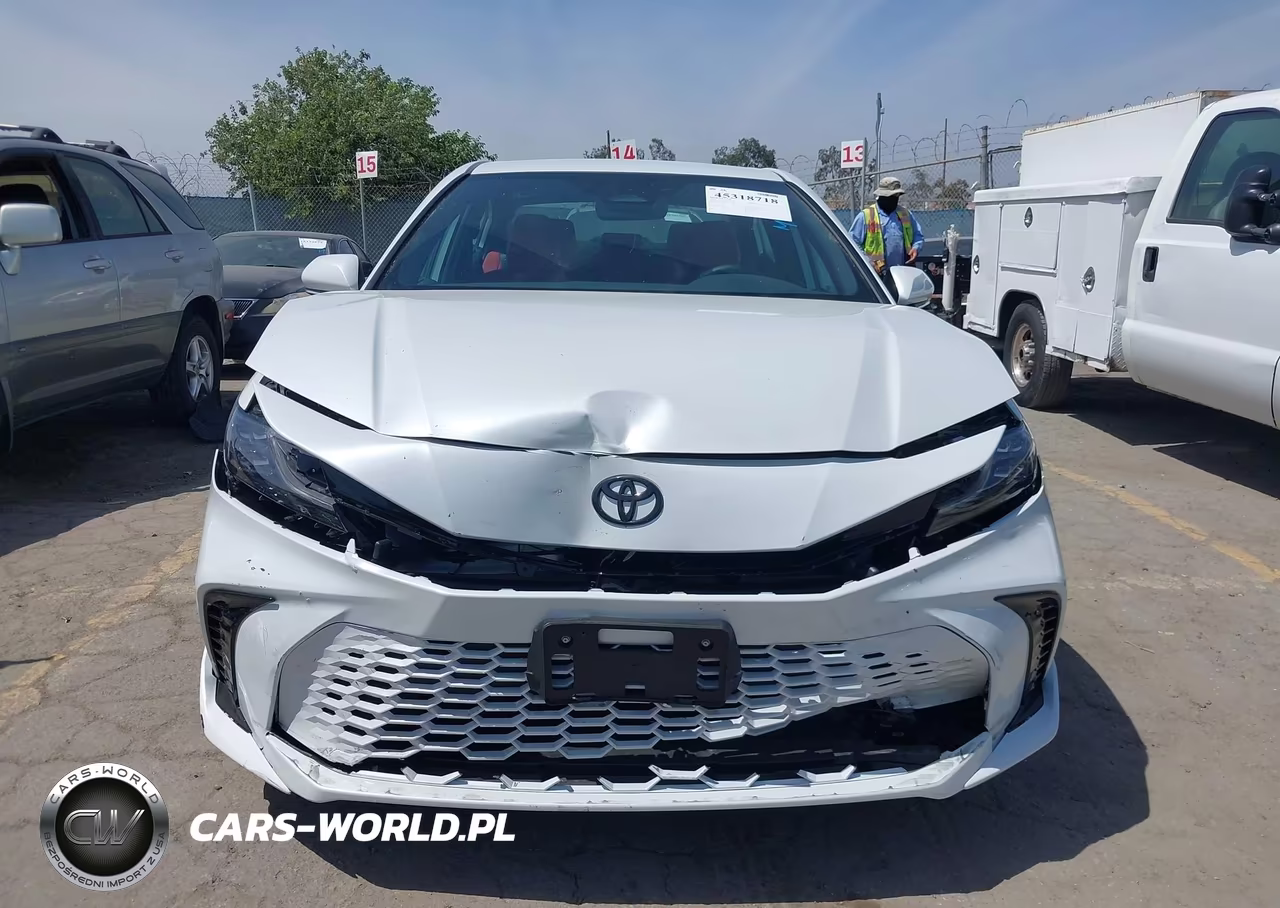 2026 Toyota Camry Xse VIN:4T1DAACKXTU287499 - 6