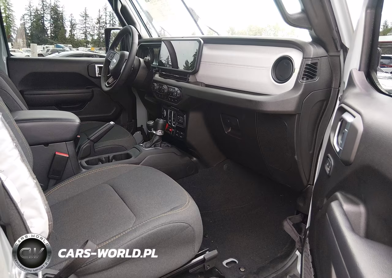 2024 Jeep Wrangler 2-Door Willys 4X4 VIN:1C4PJXAG3RW301288 - 5