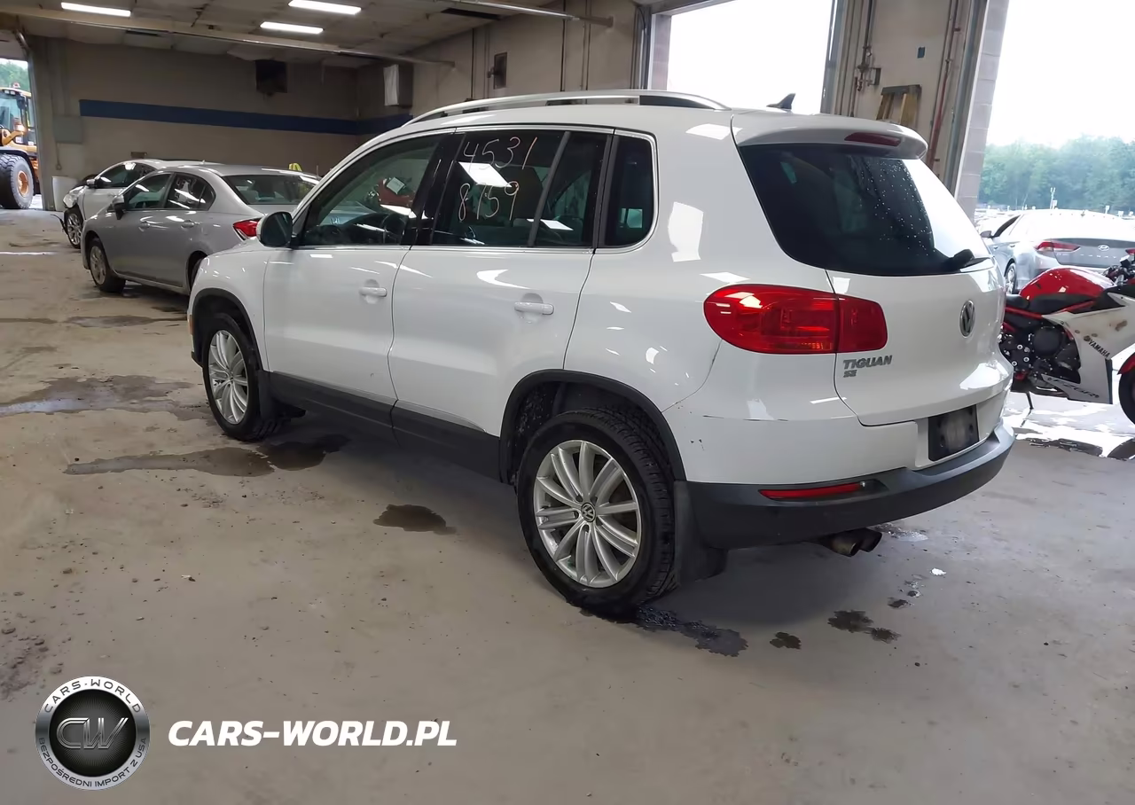 2016 Volkswagen Tiguan Se VIN:WVGBV7AX2GW600956 - 3