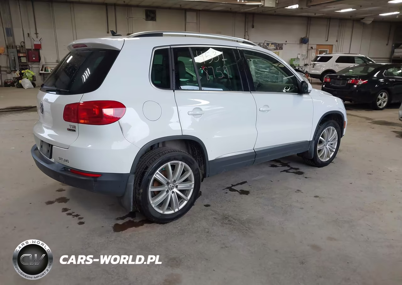 2016 Volkswagen Tiguan Se VIN:WVGBV7AX2GW600956 - 4