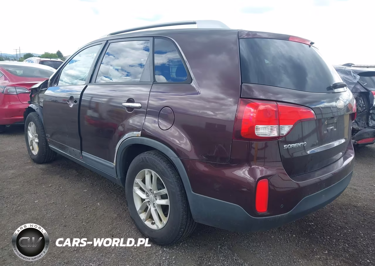 2014 Kia Sorento Lx VIN:5XYKTCA63EG465734 - 3