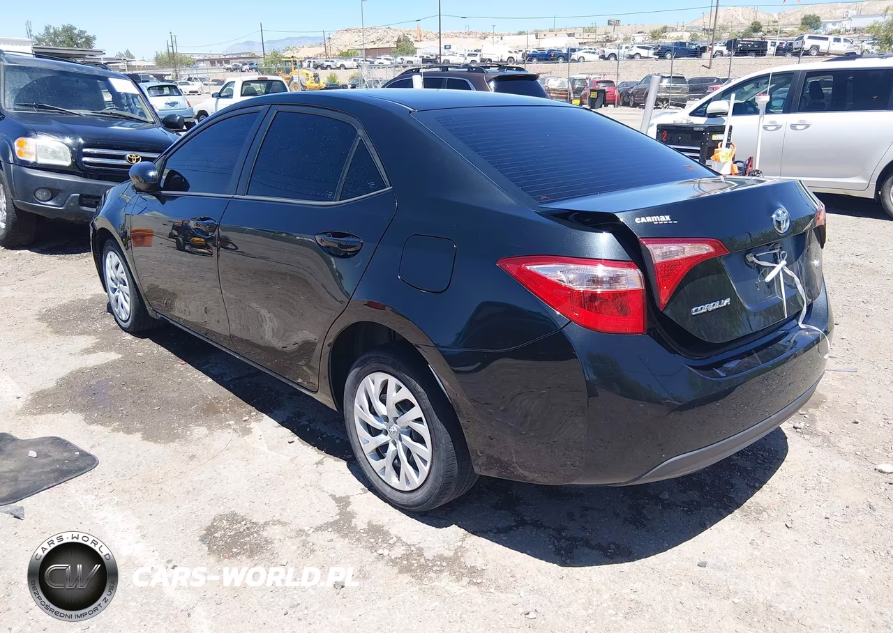 2019 Toyota Corolla Le VIN:5YFBURHE2KP883478 - 3