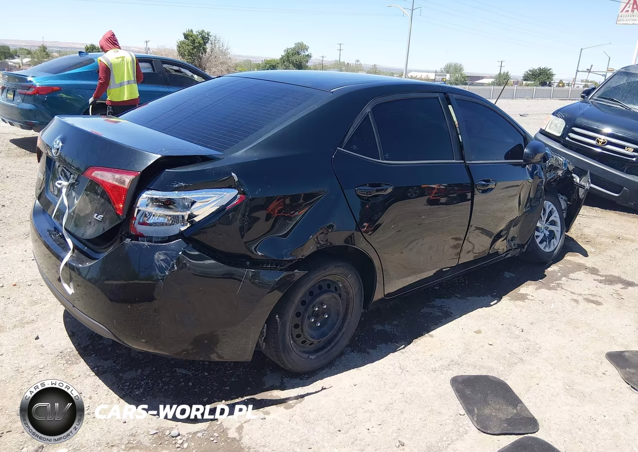 2019 Toyota Corolla Le VIN:5YFBURHE2KP883478 - 4