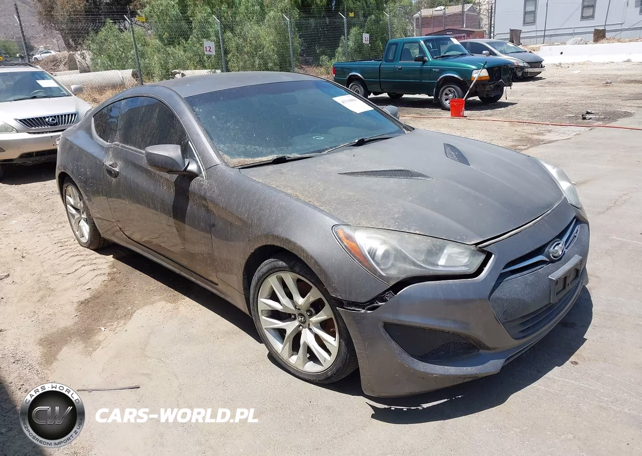 2013 Hyundai Genesis 2.0T – zdjęcie 1 z 12