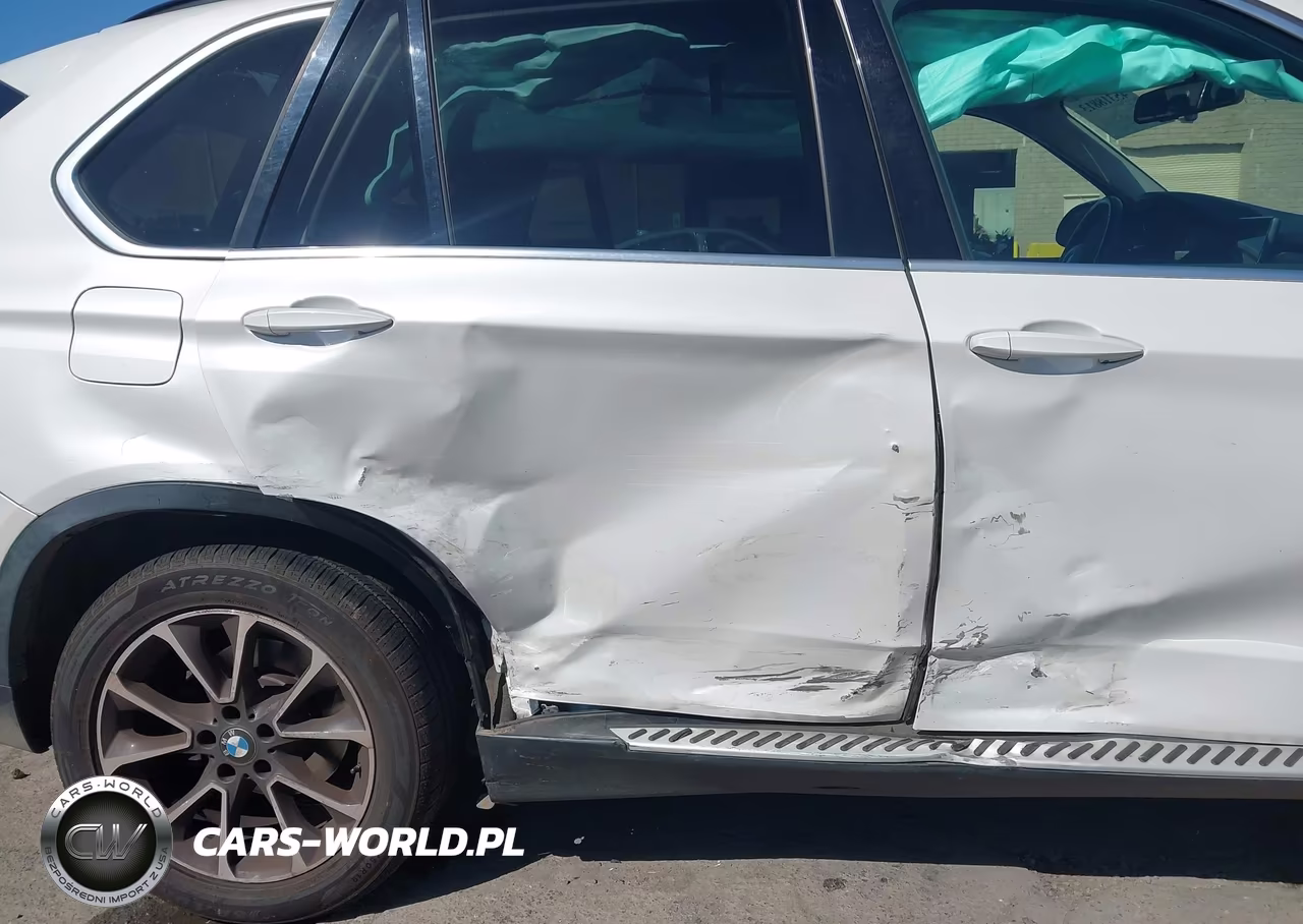 2016 BMW X5 xDrive35D VIN:5UXKS4C51G0N14238 - 6