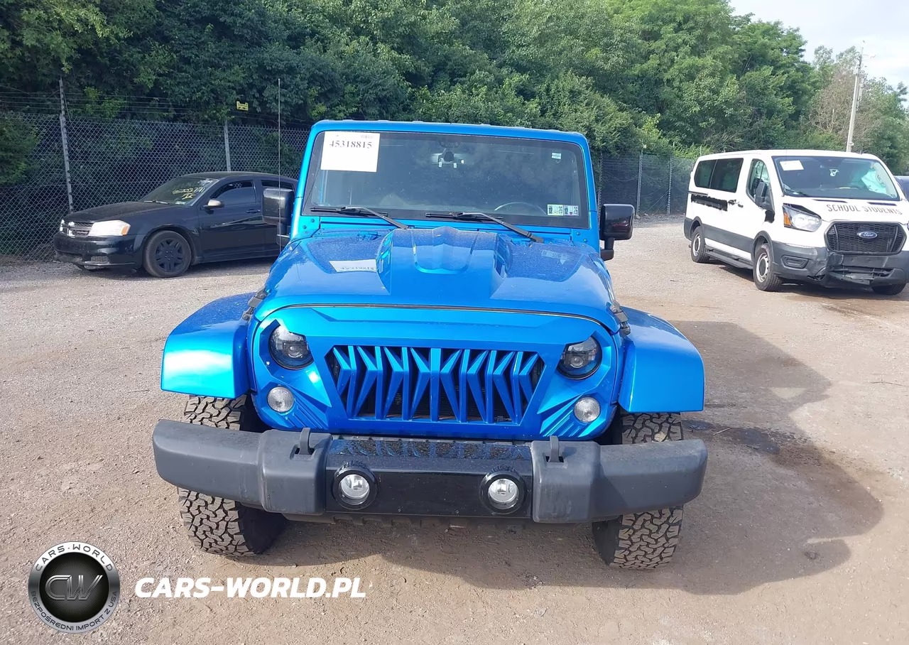 2015 Jeep Wrangler Unlimited Altitude VIN:1C4BJWEG5FL700103 - 12