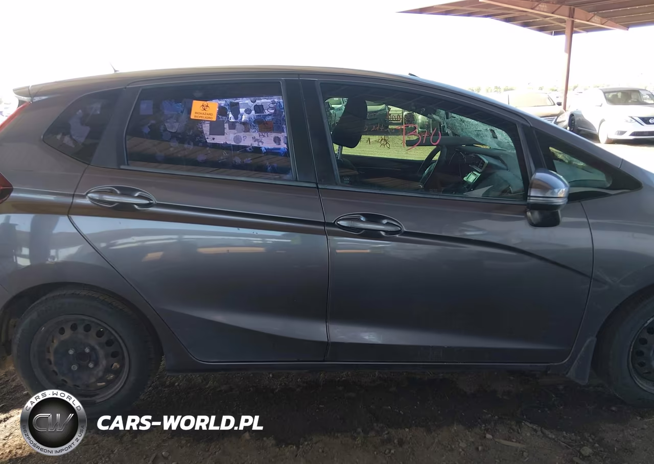 2015 Honda Fit Lx VIN:3HGGK5H51FM706052 - 13