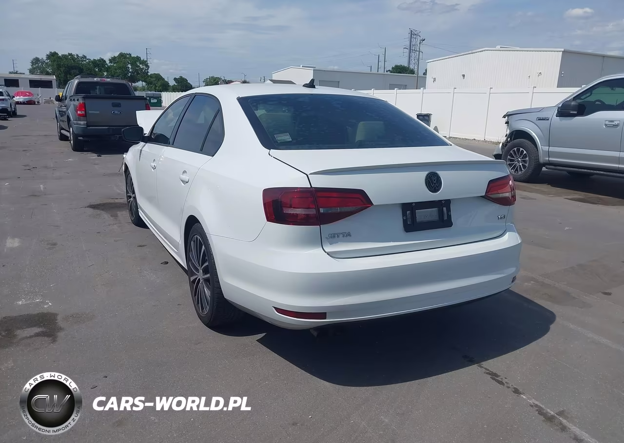 2016 Volkswagen Jetta 1.8T Sport VIN:3VWD17AJ8GM274131 - 3